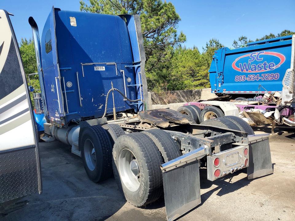 2006 Freightliner Conventional VIN 1FUJAPAV16DU26097 COPART salvage auction — SIDE, SC - CERT OF TITLE-SALVAGE, sold $8,500 on 2026-07-24 (photo 2)