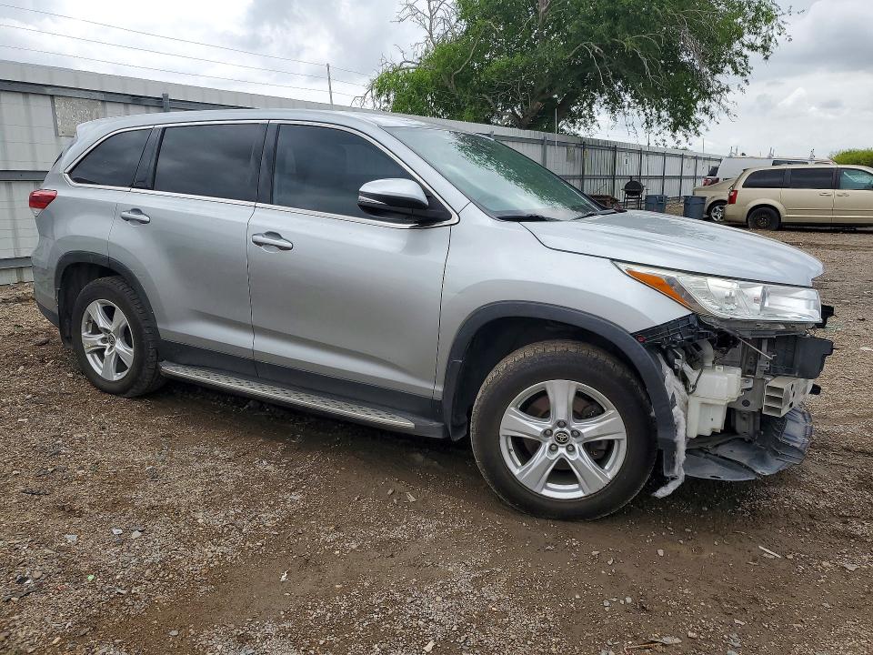 2019 Toyota Highlander VIN 5TDZZRFH8KS338616 COPART salvage auction — FRONT END, Tx - Salvage Vehicle Title, sold $6,200 on 2026-07-15 (photo 4)