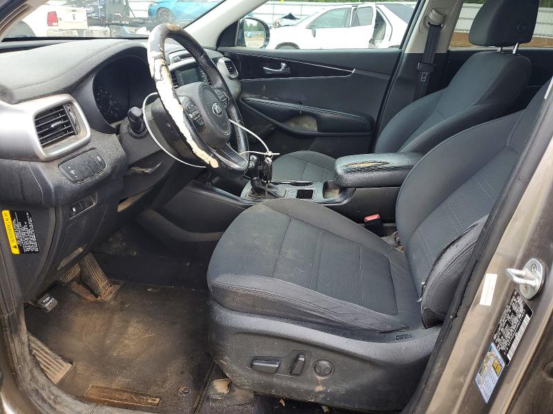 2017 Kia Sorento VIN 5XYPG4A31HG217637 COPART salvage auction — REAR END, TX - SALVAGE VEHICLE TITLE, sold $375 on 2026-07-13 (photo 7)