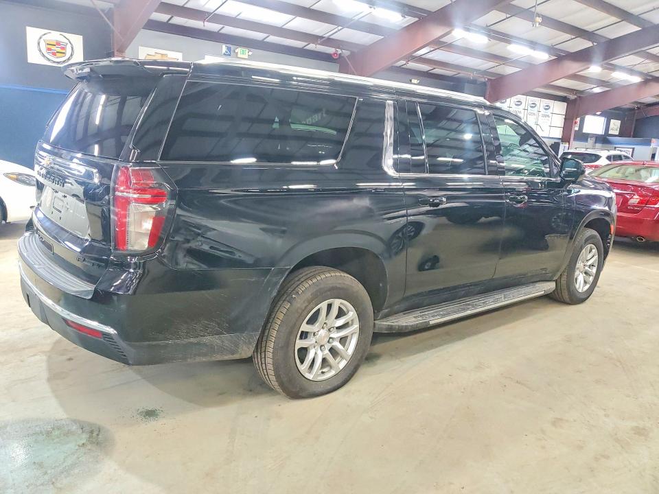 2021 Chevrolet Suburban VIN 1GNSKBKDXMR492589 COPART salvage auction — MINOR DENT/SCRATCHES, Ny - Certificate Of Title (P), sold $22,000 on 2026-07-30 (photo 3)