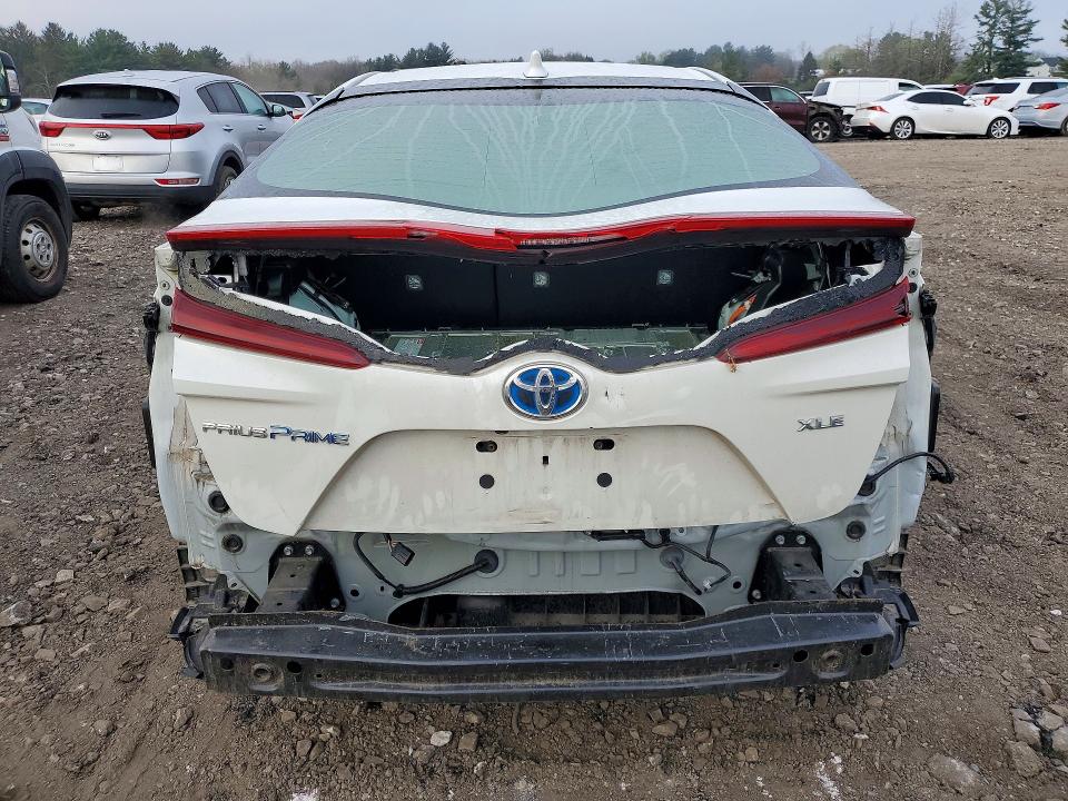 2020 Toyota Prius VIN JTDKARFP5L3151370 COPART salvage auction — REAR END, Md - Cert Of Salvage > 75% Damage, sold $4,600 on 2026-07-27 (photo 6)