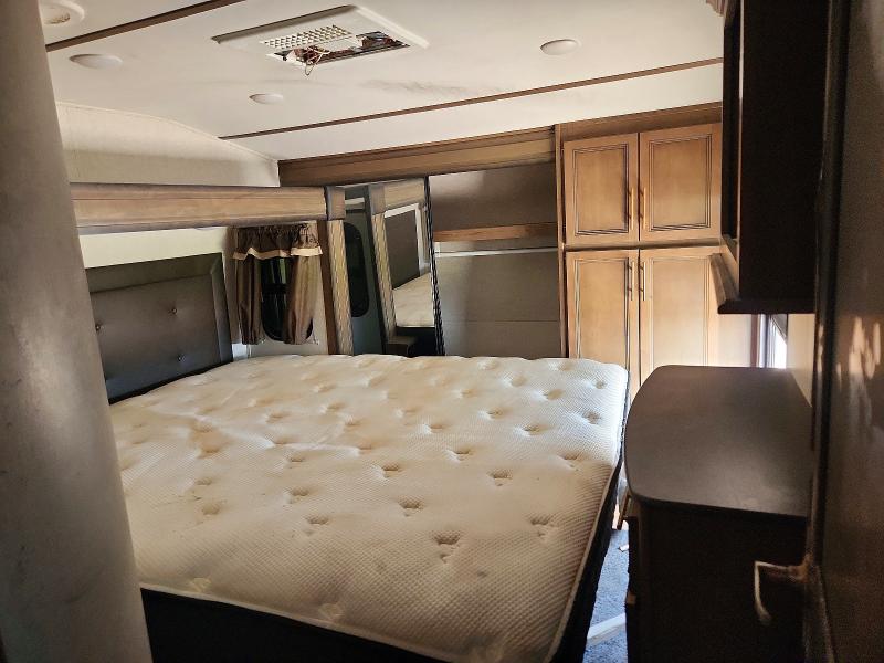 2020 Cougar Cougar VIN 4YDF36825L2502230 COPART salvage auction — BURN, TX - CERTIFICATE OF TITLE, sold $30 on 2026-07-28 (photo 5)