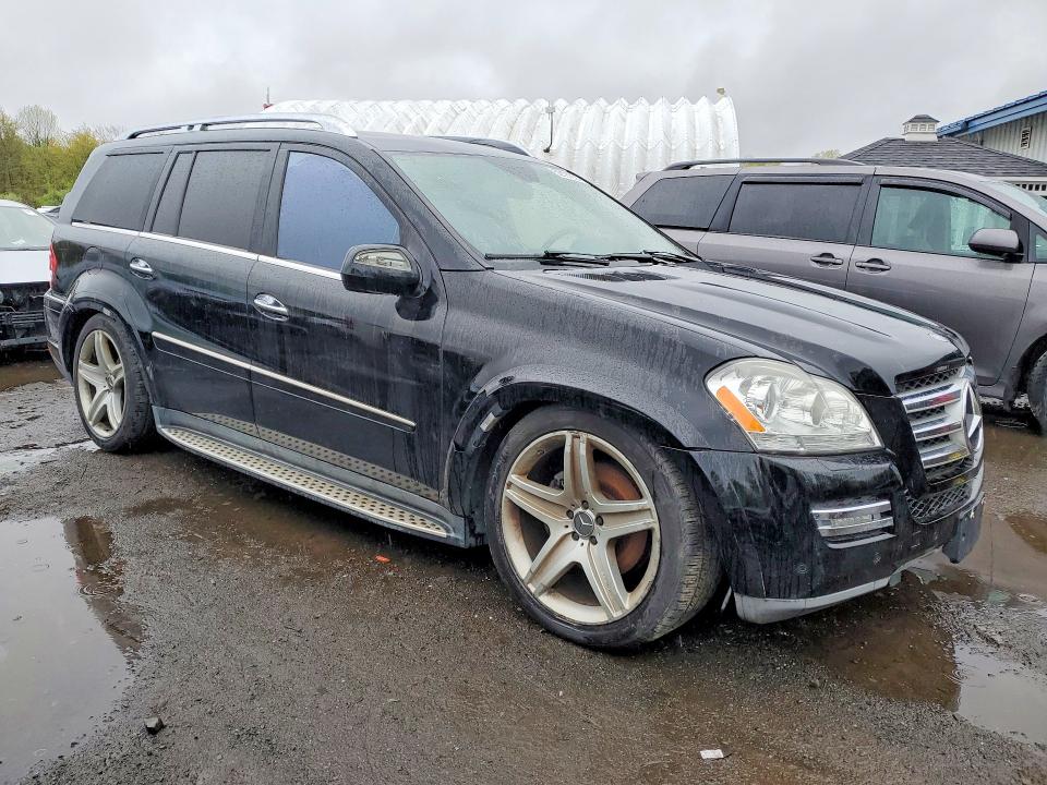 2010 Mercedes-benz Gl-class VIN 4JGBF8GE0AA570000 COPART salvage auction — MINOR DENT/SCRATCHES, Ny - Certificate Of Title, sold $2,900 on 2026-07-09 (photo 4)