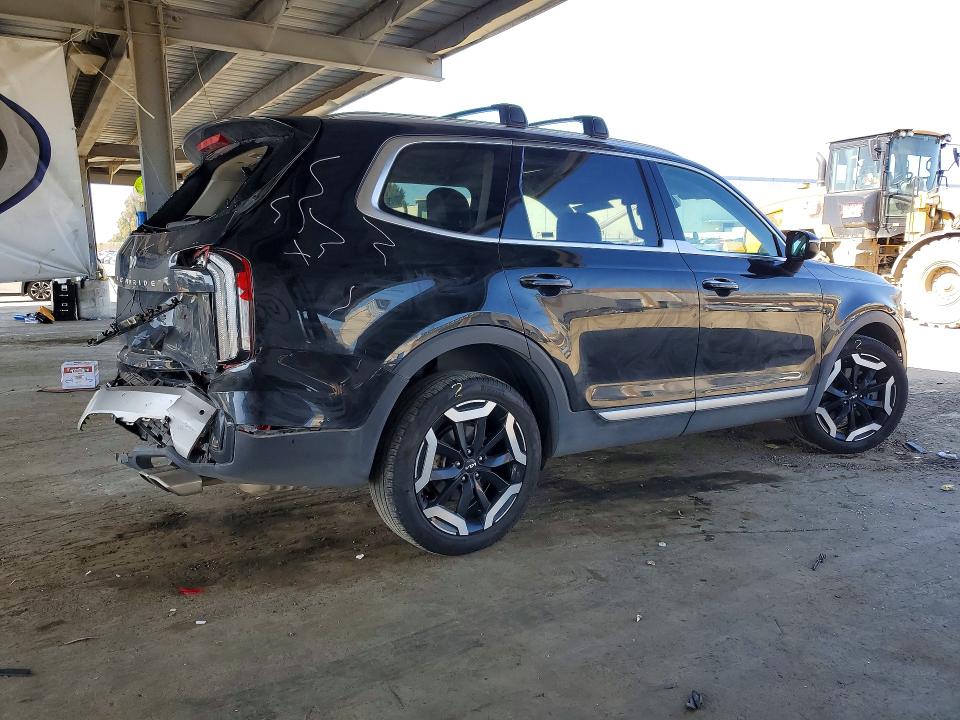 2025 Kia Telluride VIN 5XYP6DGC4SG587160 COPART salvage auction — REAR END, Co - Non-Repairable Cert Of Title, sold $11,700 on 2026-07-08 (photo 3)