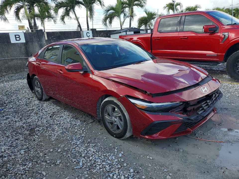 2025 Hyundai Elantra VIN KMHLL4DG1SU862976 COPART salvage auction — FRONT END, Fl - Cert Of Title Slvg Rebuildable, sold $4,300 on 2026-07-07 (photo 4)
