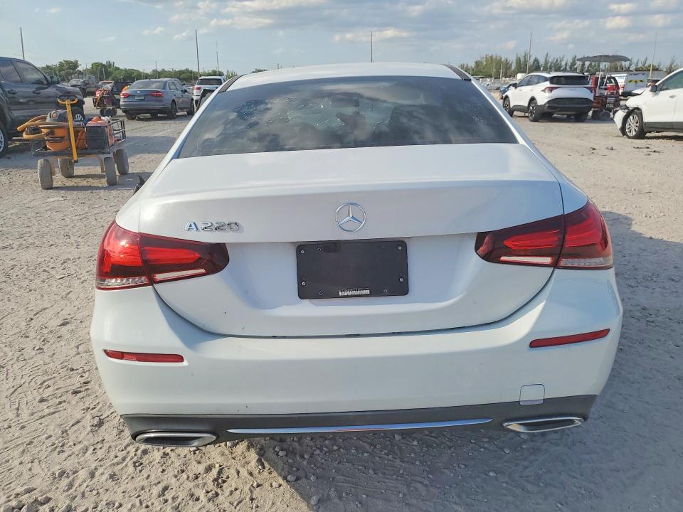 2020 Mercedes-benz A-class VIN W1K3G4EB2LW045815 COPART salvage auction — FRONT END, Fl - Certificate Of Title (P), sold $3,300 on 2026-07-07 (photo 6)