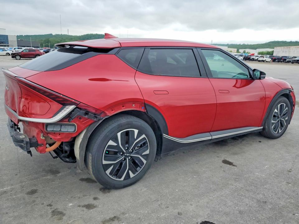 2022 Kia Ev6 VIN KNDC34LA8N5056861 COPART salvage auction — REAR END, Salvage Title, sold $9,300 on 2026-07-22 (photo 3)