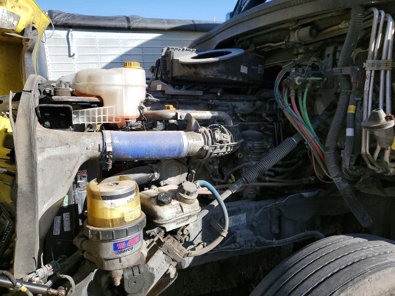 2020 Freightliner Cascadia 126 VIN 3AKJHHDR4LSKN2161 COPART salvage auction — ROLLOVER, UT - SALVAGE CERTIFICATE, sold $2,850 on 2026-07-09 (photo 7)
