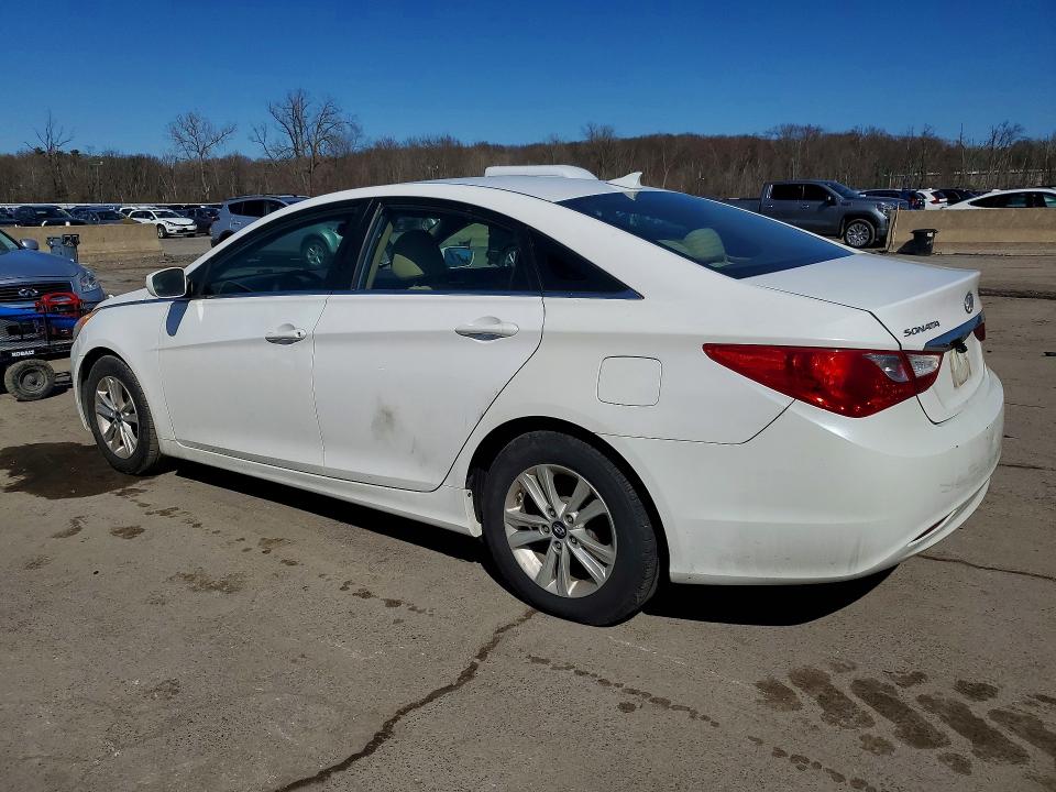 2012 Hyundai Sonata VIN 5NPEB4AC3CH411089 COPART salvage auction — MINOR DENT/SCRATCHES, NY - CERTIFICATE OF TITLE, sold $350 on 2026-07-02 (photo 2)