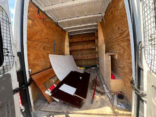 2017 Mercedes-benz Sprinter VIN WDAPE7CD5HP385696 COPART salvage auction — MINOR DENT/SCRATCHES, Ny - Certificate Of Title (P), sold $10,300 on 2026-07-09 (photo 8)