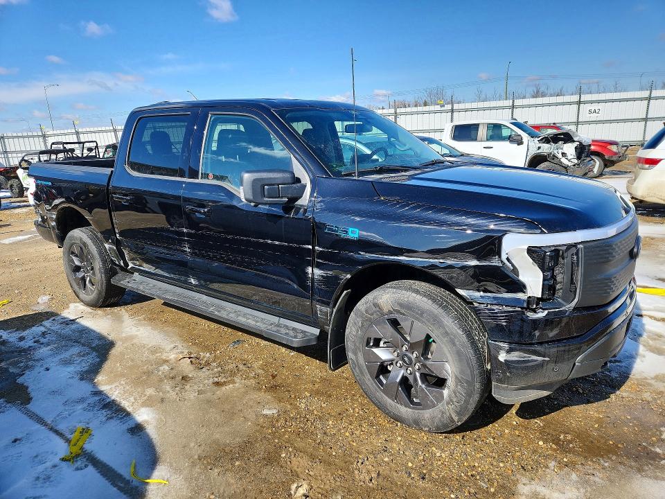 2024 Ford F-150 VIN 1FT6W3L77RWG18574 COPART salvage auction — SIDE, AB - BOS - SALVAGE, sold $15,300 on 2026-07-30 (photo 4)