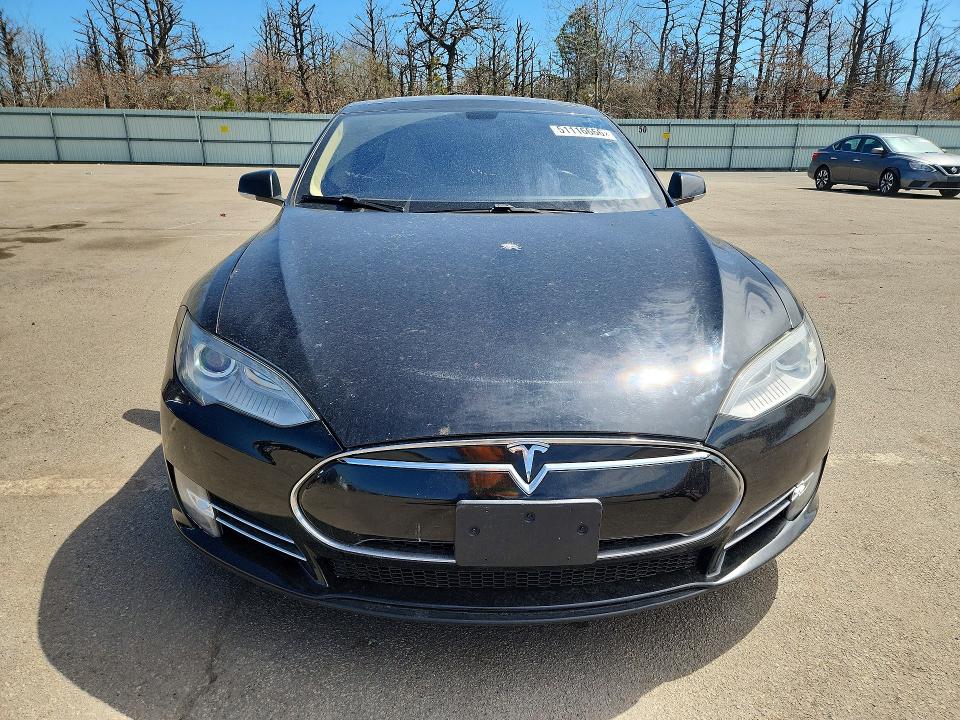 2013 Tesla Model s VIN 5YJSA1DP6DFP14029 COPART salvage auction — MINOR DENT/SCRATCHES, Ny - Mv-907A Salvage Certificate, sold $3,400 on 2026-07-18 (photo 5)