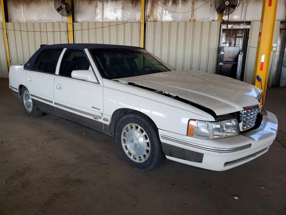 1998 Cadillac Deville VIN 1G6KD54Y8WU757906 COPART salvage auction — FRONT END, AZ - CERT OF TITLE - SALVAGE, sold $200 on 2026-08-17 (photo 4)