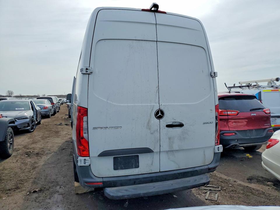 2023 Mercedes-benz VIN W1Y4NCHYXPT139054 COPART salvage auction — FRONT END, IL - SALVAGE CERTIFICATE, sold $5,800 on 2026-07-09 (photo 6)