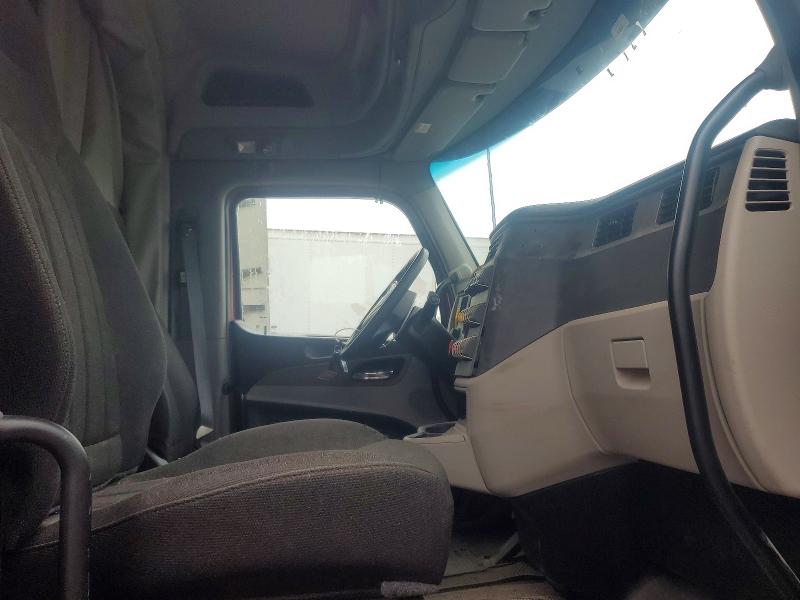2025 Peterbilt 579 VIN 1XPBDP9X7SD722677 COPART salvage auction — FRONT END, IA - CERT OF TITLE-SALVAGE TITLE, sold $13,600 on 2026-07-23 (photo 5)