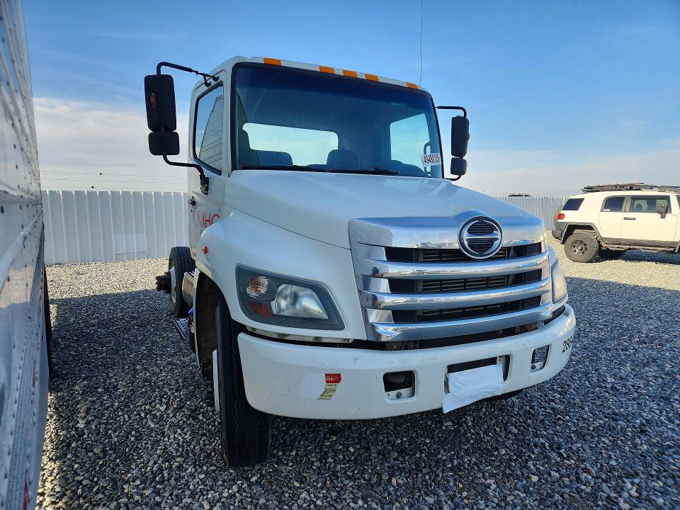 2014 Hino 258/268 VIN 5PVNJ8JTXE4S55409 COPART salvage auction — MECHANICAL, CO - DIS/DLR/EXP ONLY CLEAN TITLE, sold $375 on 2026-07-07 (photo 4)