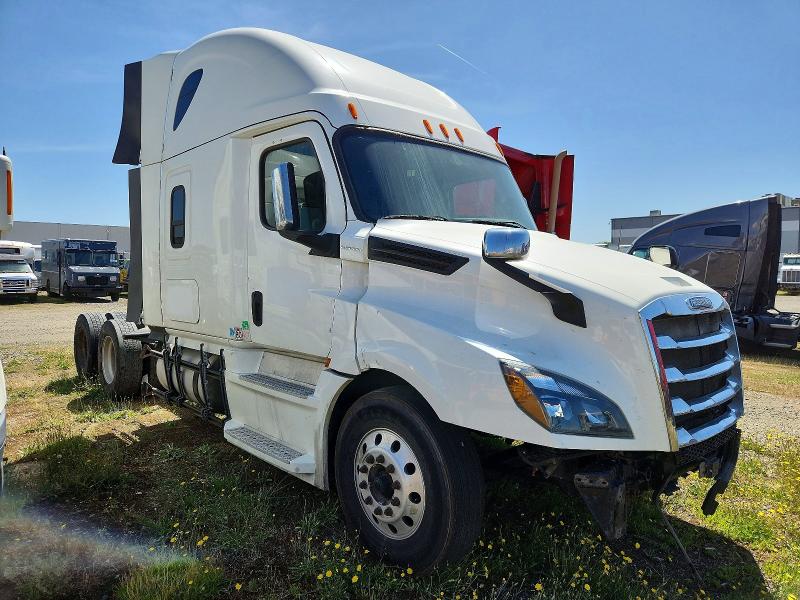 2020 Freightliner Cascadia 126 VIN 3AKJHHDRXLSLR4899 — COPART salvage auction photo