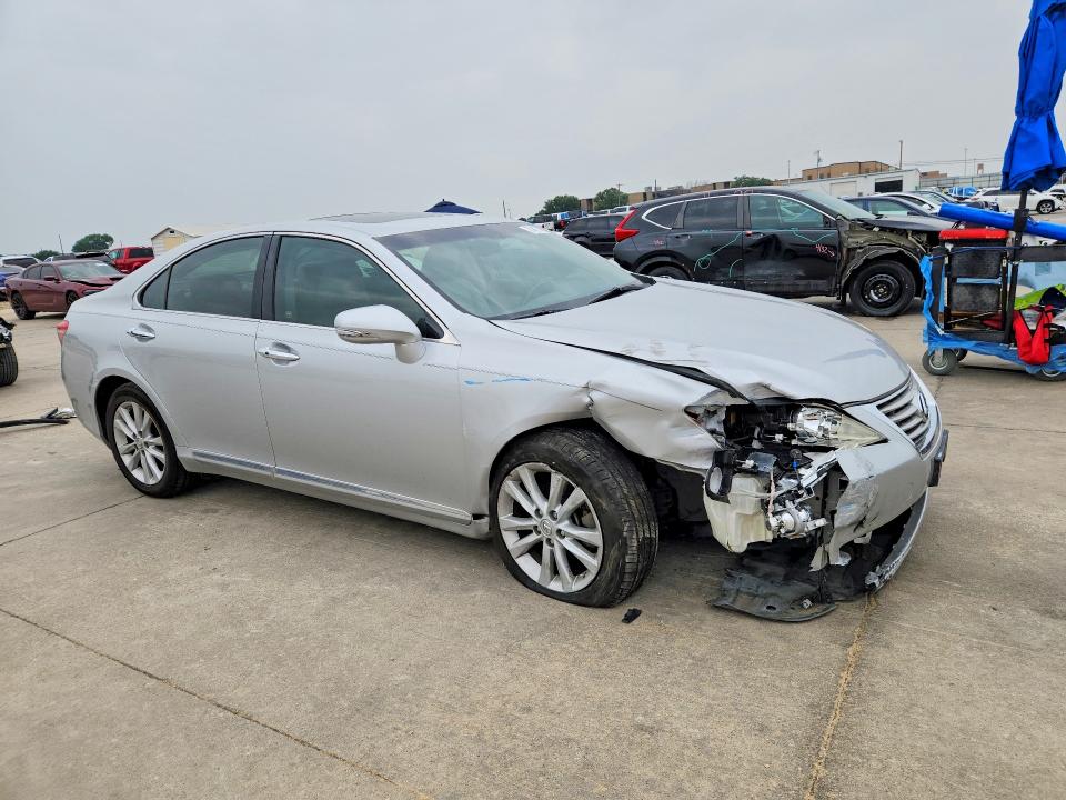 2010 Lexus ES VIN JTHBK1EG2A2359787 COPART salvage auction — FRONT END, Tx - Certificate Of Title, sold $3,300 on 2026-07-02 (photo 4)