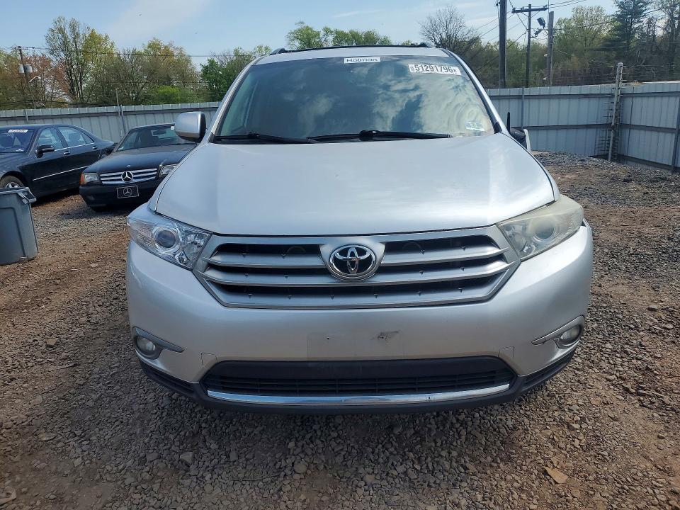 2013 Toyota Highlander VIN 5TDBK3EH5DS215458 COPART salvage auction — SIDE, Nj - Cert Of Title-Salvage, sold $800 on 2026-07-10 (photo 5)