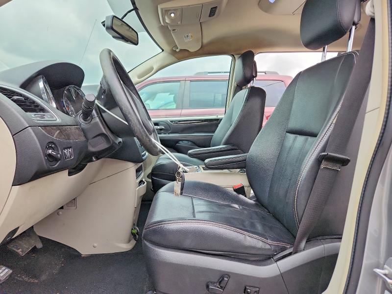 2015 Chrysler Voyager VIN 2C4RC1BG6FR664607 COPART salvage auction — BIOHAZARD/CHEMICAL, Salvage Title, sold $525 on 2026-09-03 (photo 7)