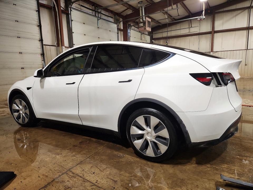 2023 Tesla Model y VIN 7SAYGAEE8PF881991 COPART salvage auction — REAR END, PA, sold $10,000 on 2026-07-28 (photo 2)