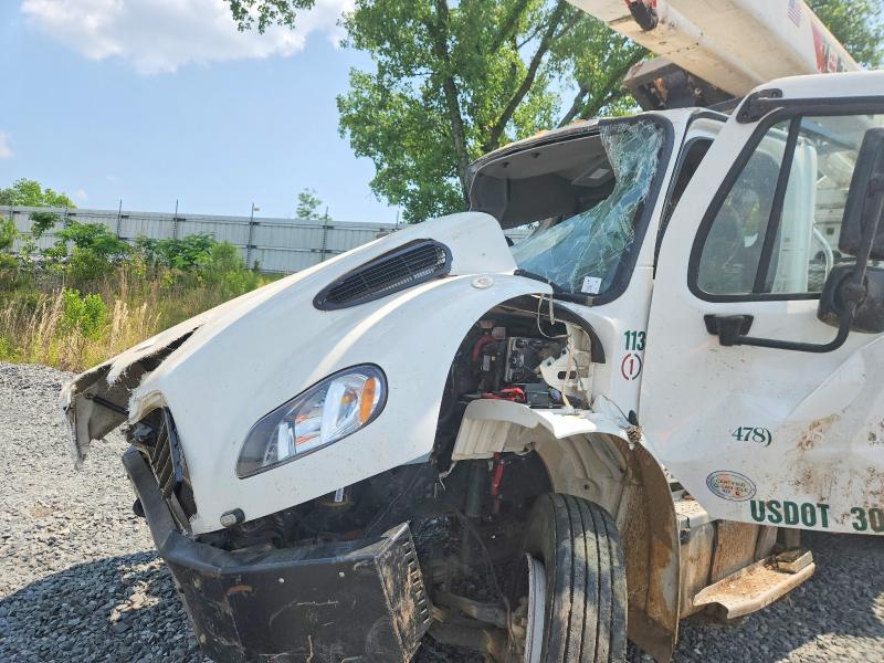 2022 Freightliner M2 VIN 1FVACWFD6NHNF0370 COPART salvage auction — FRONT END, GA - BILL OF SALE - PARTS ONLY, sold $30,250 on 2026-08-13 (photo 9)