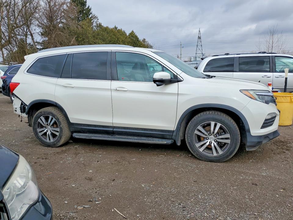 2016 Honda Pilot VIN 5FNYF6H85GB511973 COPART salvage auction — REAR END, On - Permit No Brand - Unfit, sold $8,200 on 2026-07-09 (photo 4)