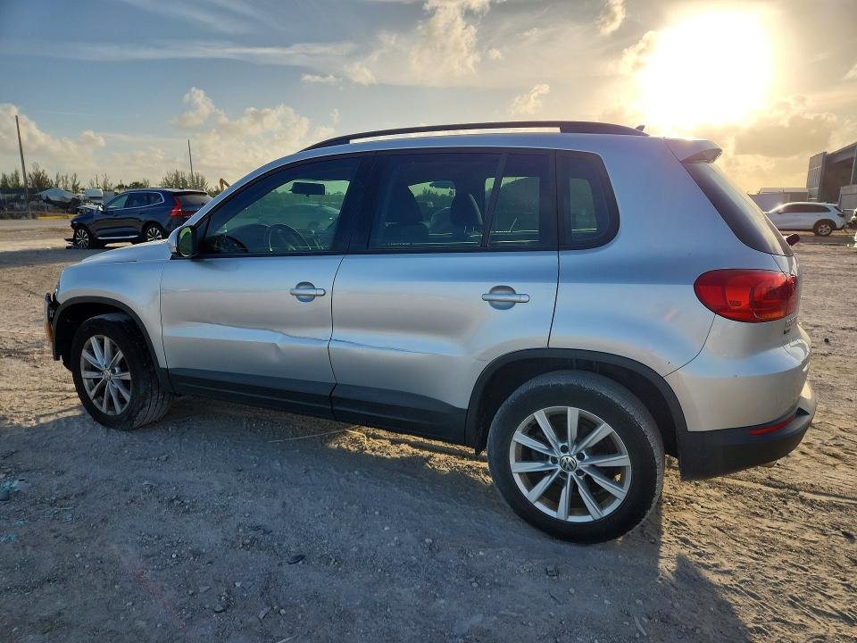2017 Volkswagen Tiguan VIN WVGAV7AX2HK044961 COPART salvage auction — FRONT END, Salvage Title, sold $725 on 2026-08-18 (photo 2)