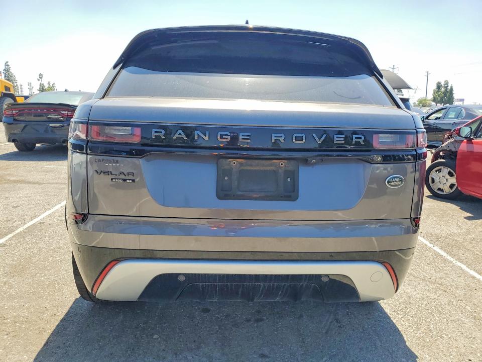 2018 Land rover Range rover velar VIN SALYL2RN6JA736031 COPART salvage auction — NORMAL WEAR, UT - DIS/DLR/EXP ONLY CLEAN TITLE, sold $7,700 on 2026-07-27 (photo 6)