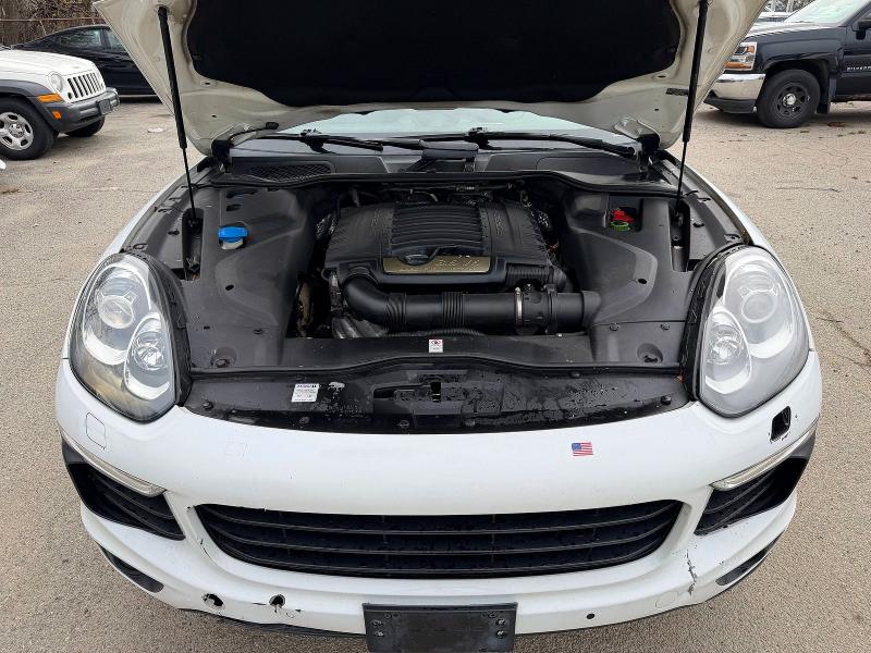 2018 Porsche Cayenne VIN WP1AA2A21JKA02261 COPART salvage auction — Minor Dent/Scratches, IN - CERTIFICATE OF TITLE (P), sold $11,200 on 2026-05-20 (photo 7)