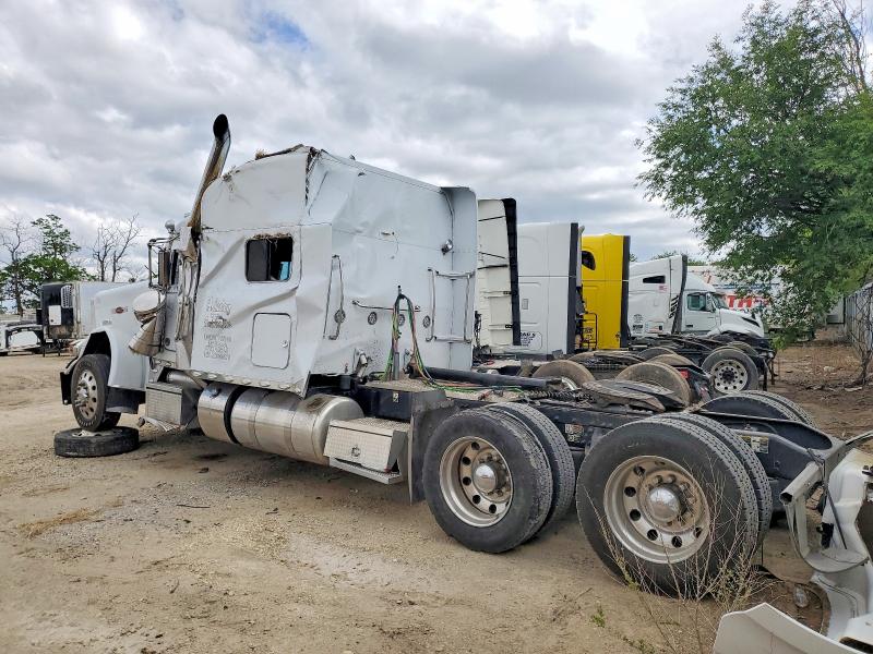 2022 Peterbilt 389 VIN 1XPXD49X7ND803476 COPART salvage auction — ROLLOVER, MS - CERT OF TITLE-SALVAGED, sold $14,900 on 2026-07-16 (photo 3)