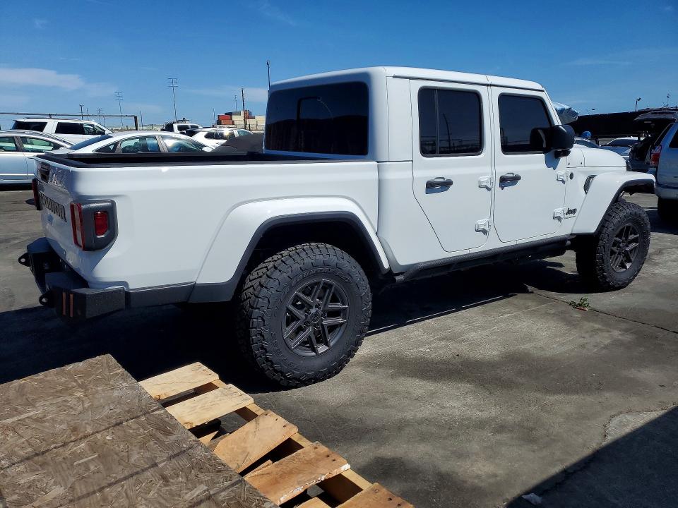 2026 Jeep Gladiator VIN 1C6PJTAG5TL163200 COPART salvage auction — FRONT END, Id - Salvage Certificate Of Title, sold $200 on 2026-07-29 (photo 3)
