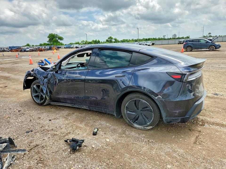 2026 Tesla Model y VIN 7SAYGDEE4TA383716 COPART salvage auction — FRONT END, Tx - Salvage Vehicle Title, sold $7,800 on 2026-07-22 (photo 2)