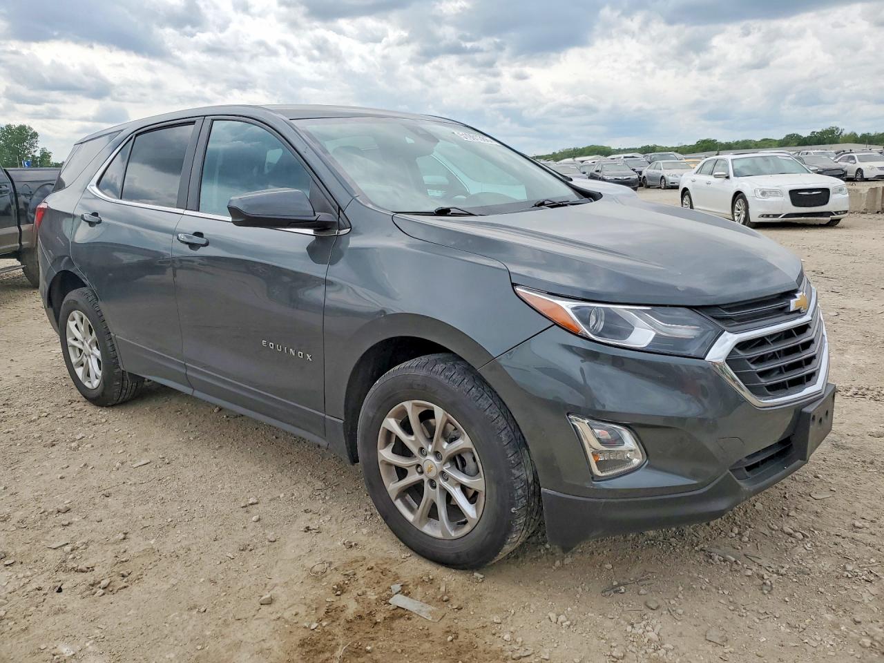 2021 Chevrolet Equinox VIN 3GNAXUEV4ML389186 COPART salvage auction — Rear End, MO - SALVAGE CERTIFICATE OF TITLE, sold $3,550 on 2026-06-25 (photo 4)