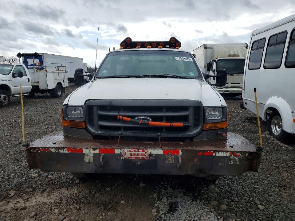 2000 Ford F-450 super duty VIN 1FDXF46F9YEE39661 COPART salvage auction — SIDE, Ny - Certificate Of Title, sold $1,950 on 2026-07-08 (photo 5)