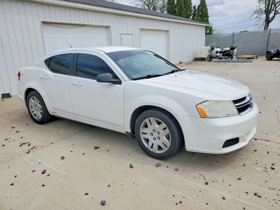 2011 Dodge Avenger VIN 1B3BD4FB4BN518813 COPART salvage auction — NORMAL WEAR, In - Certificate Of Title, sold $475 on 2026-07-09 (photo 4)