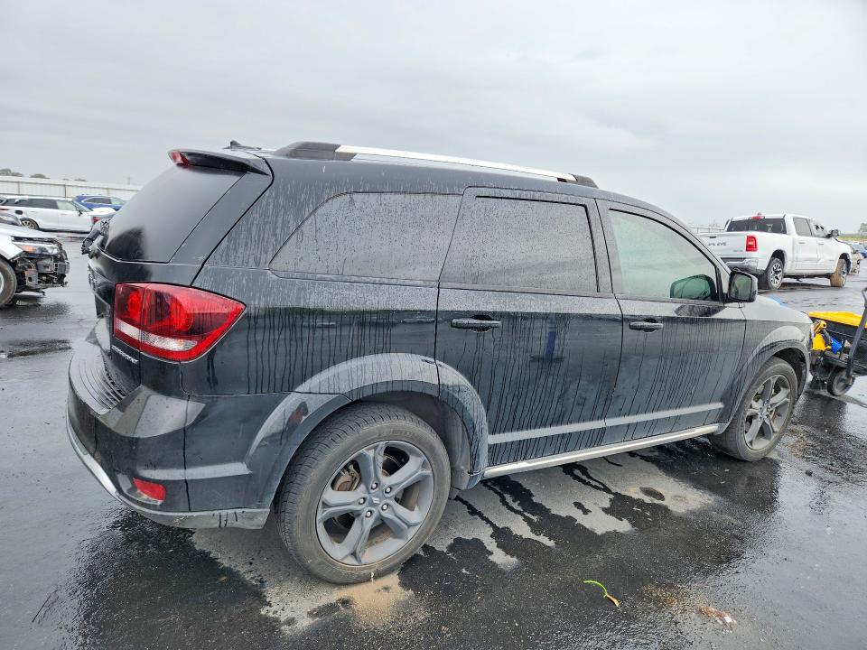 2018 Dodge Journey VIN 3C4PDDGG8JT388712 COPART salvage auction — MINOR DENT/SCRATCHES, Ca - Dis/Dlr/Exp Only Clean Title, sold $2,950 on 2026-07-28 (photo 3)