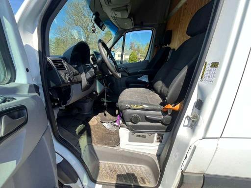 2017 Mercedes-benz Sprinter VIN WDAPE7CD5HP385696 COPART salvage auction — MINOR DENT/SCRATCHES, Ny - Certificate Of Title (P), sold $10,500 on 2026-08-06 (photo 7)