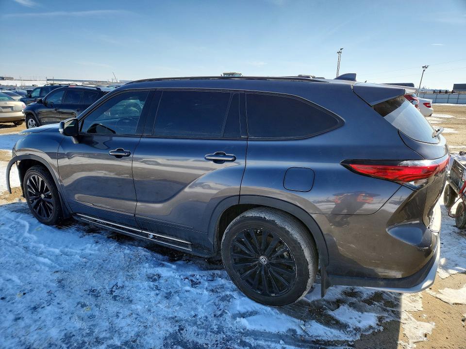 2023 Toyota Highlander VIN 5TDKDRBH0PS501238 COPART salvage auction — FRONT END, AB - BOS - SALVAGE, sold $19,800 on 2026-07-09 (photo 2)