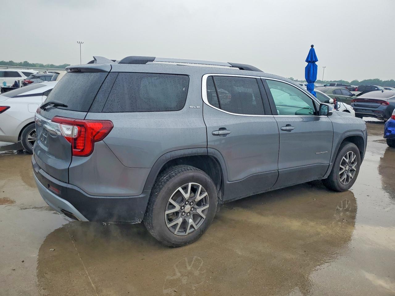 2020 GMC Acadia VIN 1GKKNKLS5LZ127320 COPART salvage auction — Side, TX - SALVAGE VEHICLE TITLE, sold $4,550 on 2026-07-09 (photo 3)