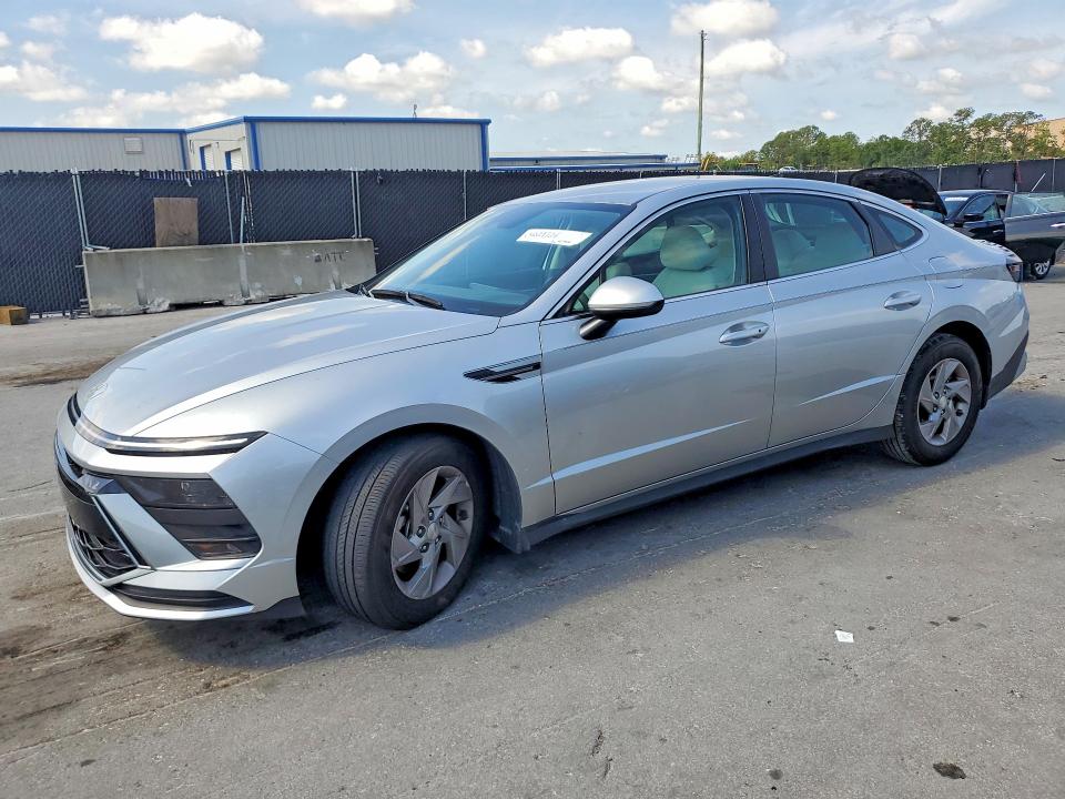 2025 Hyundai Sonata VIN KMHL24JA5SA429066 COPART salvage auction — SIDE, FL, sold $10 on 2026-07-28 (photo 1)