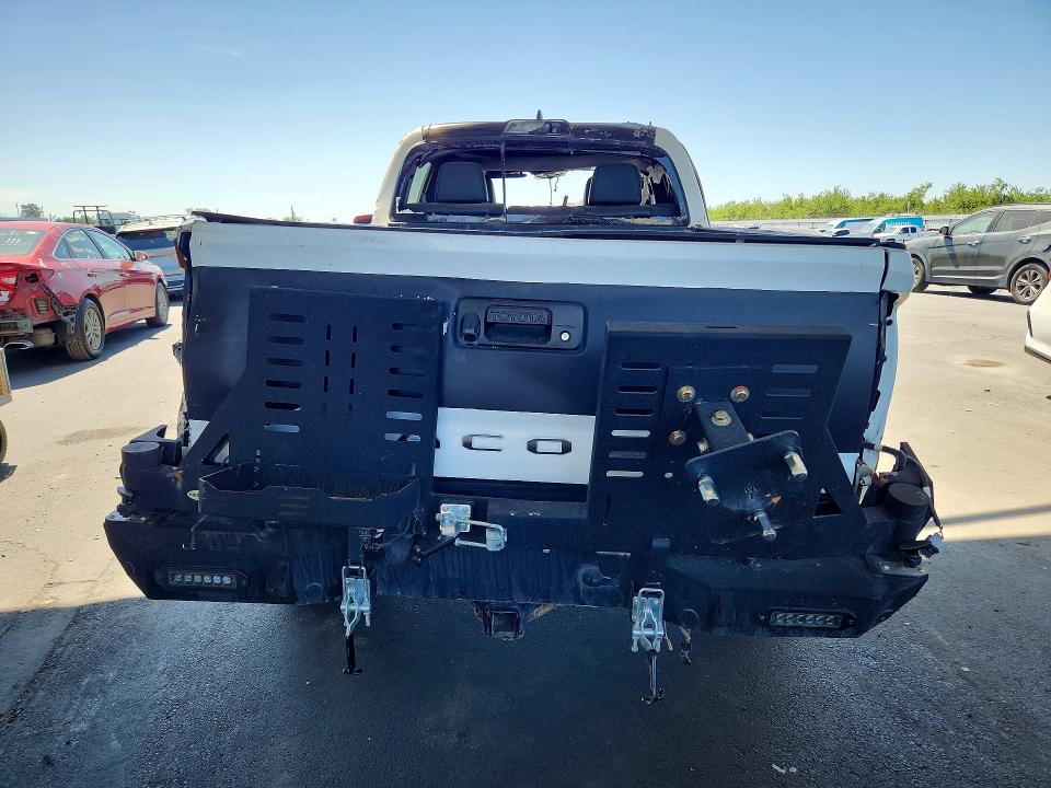 2019 Toyota Tacoma VIN 3TMDZ5BN0KM073043 COPART salvage auction — ROLLOVER, Ca - Salvage Certificate (P), sold $6,300 on 2026-07-02 (photo 6)