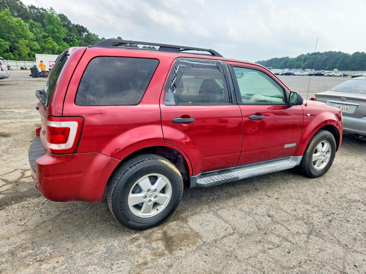 2008 Ford Escape VIN 1FMCU03118KB50135 COPART salvage auction — Minor Dent/Scratches, LA - CERT OF TITLE-SALVAGE (P), sold $650 on 2026-07-08 (photo 4)