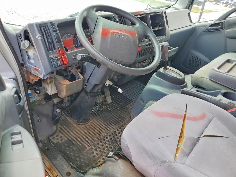 2017 Isuzu Npr hd VIN 54DC4W1C1HS808057 COPART salvage auction — VANDALISM, Tx - Salvage Vehicle Title, sold $2,450 on 2026-07-31 (photo 8)