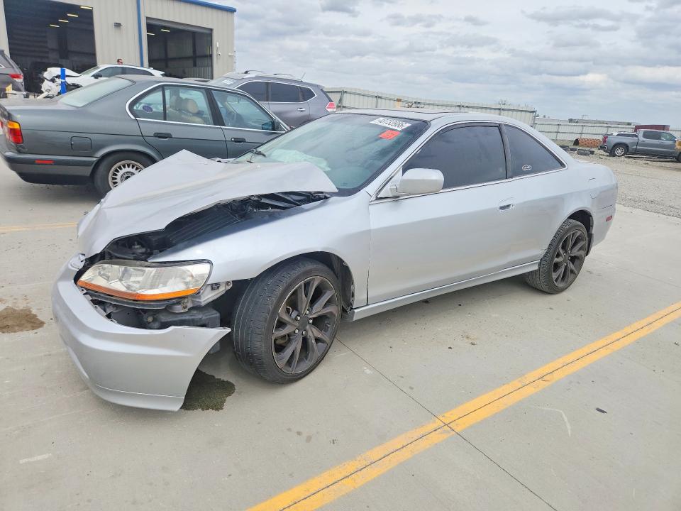 2001 Honda Accord VIN 1HGCG22521A019949 COPART salvage auction — FRONT END, Ky - Cert Of Title-Salvage, sold $325 on 2026-07-09 (photo 1)
