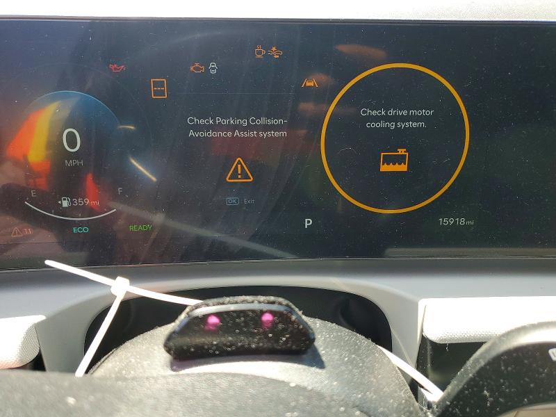 2025 Hyundai Tucson VIN KM8JEDD11SU327014 COPART salvage auction — FRONT END, Ca - Salvage Certificate, sold $11,600 on 2026-07-28 (photo 9)
