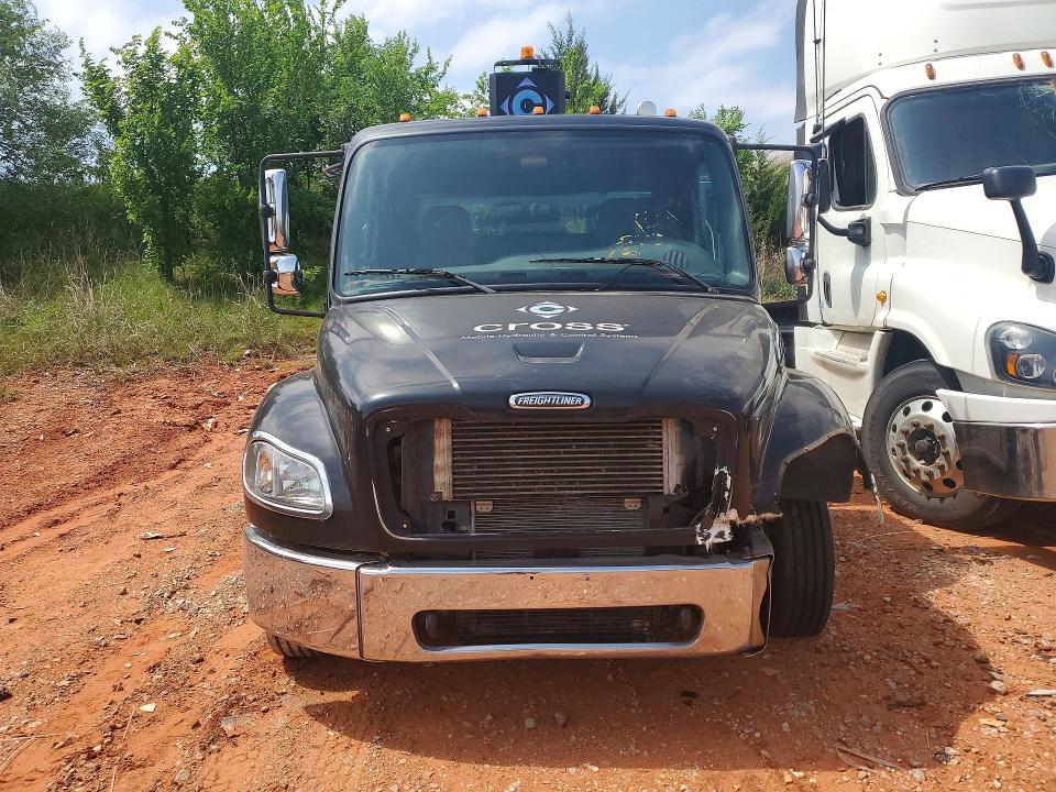 2007 Freightliner M2 VIN 1FVACWCS77HX45212 COPART salvage auction — FRONT END, OK - CERT OF TITLE-SALVAGE, sold $2,550 on 2026-07-09 (photo 5)