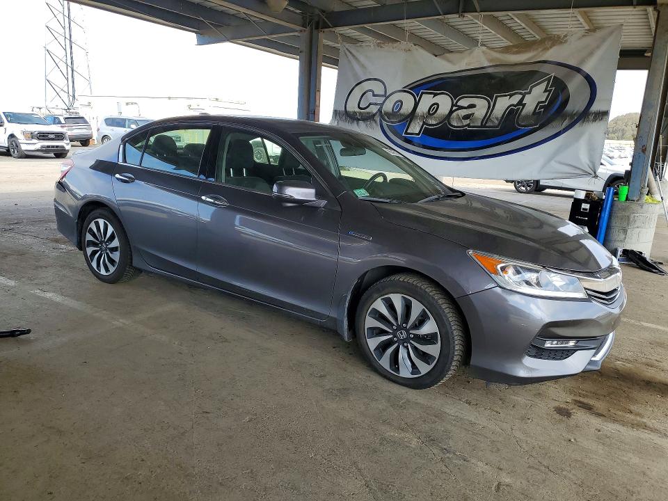 2017 Honda Accord VIN JHMCR6F30HC016103 COPART salvage auction — REAR END, Ca - Salvage Certificate, sold $8,700 on 2026-07-07 (photo 4)