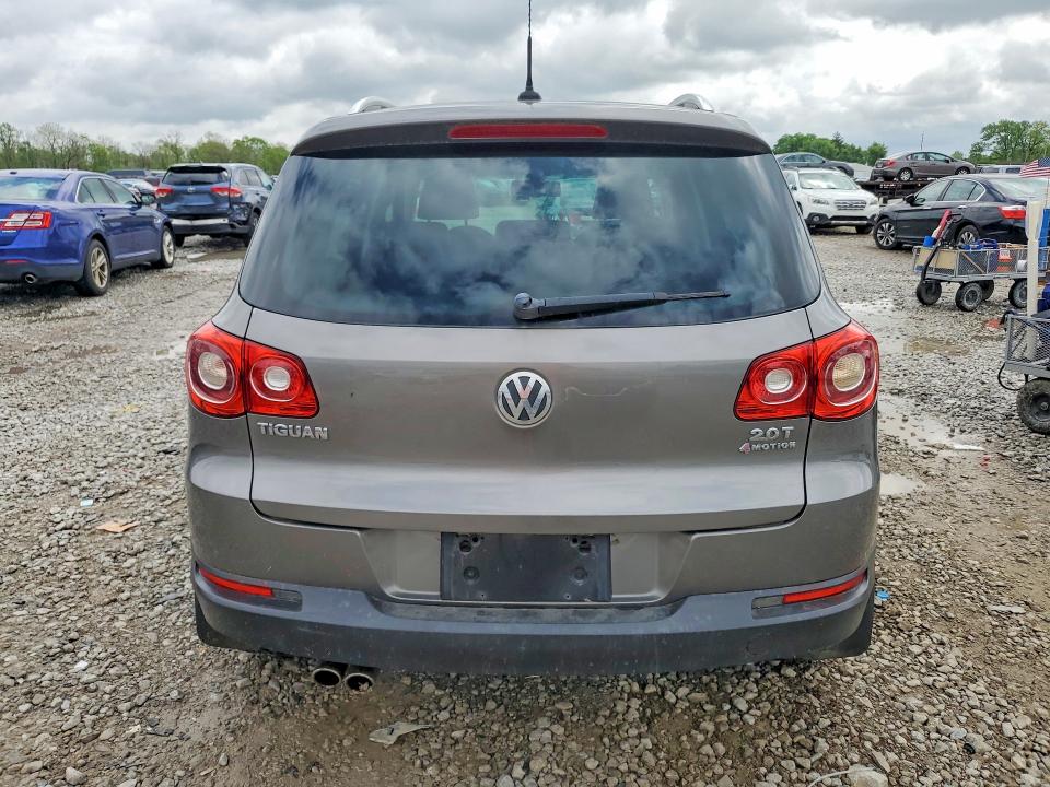 2010 Volkswagen Tiguan VIN WVGBV7AX9AW532050 COPART salvage auction — WATER/FLOOD, OH - CERT OF TITLE-SALVAGE FLOOD, sold $525 on 2026-08-11 (photo 6)