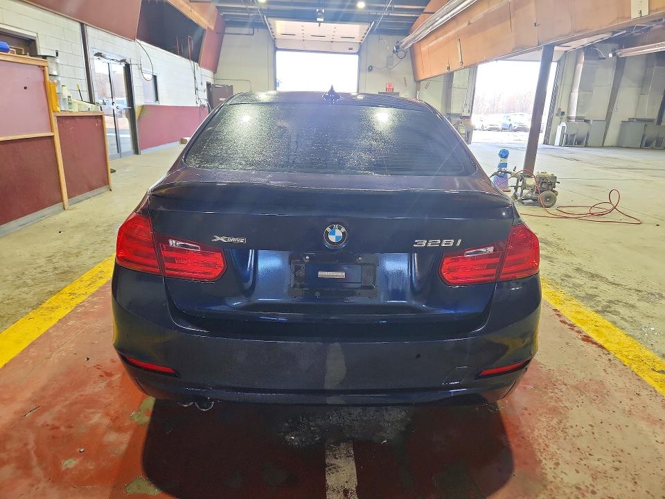 2015 BMW 3 series VIN WBA3B5G53FNS17718 COPART salvage auction — MECHANICAL, In - Certificate Of Title, sold $325 on 2026-07-16 (photo 6)